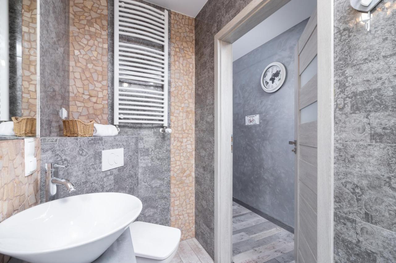 Apartments Cracow Czeczow By Renters Красков Екстериор снимка